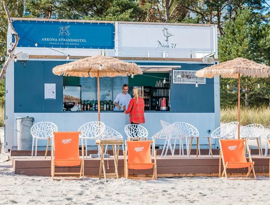 Beach bar Düne 31 belonging to Arkona Strandhotel on Rügen